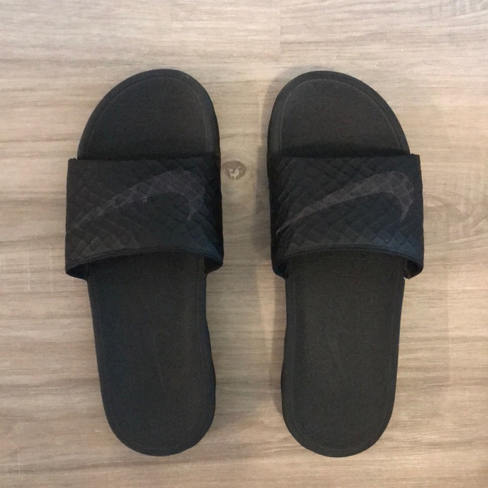 Nike Woman Slides